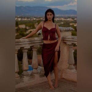 By Anthropologie Ruffle-Hem Lace Corset Top New With Tags Wine Color